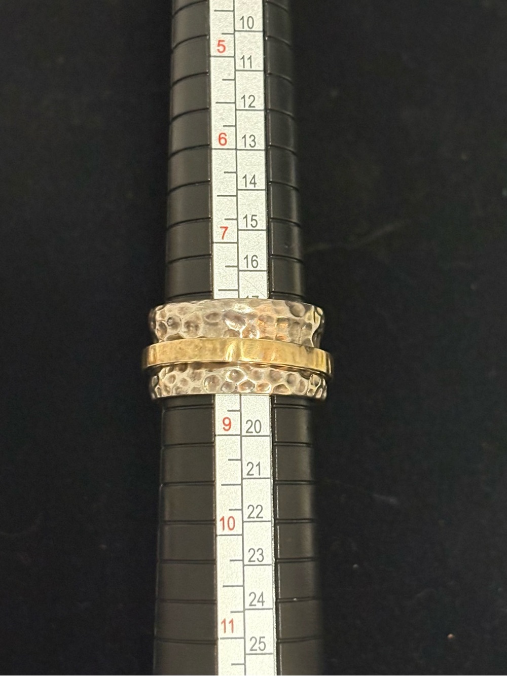 R1476 Silpada Spinner Ring 8.5 Hammered Sterling Silver 14K GP - Picture 2 of 7